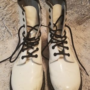 dr martens pascal glitter white